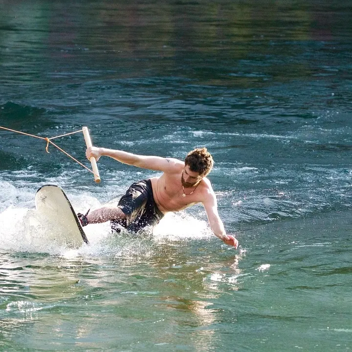 Liquid Force Wakeboard Trip 139cm 2019 Ober- und Unterseite