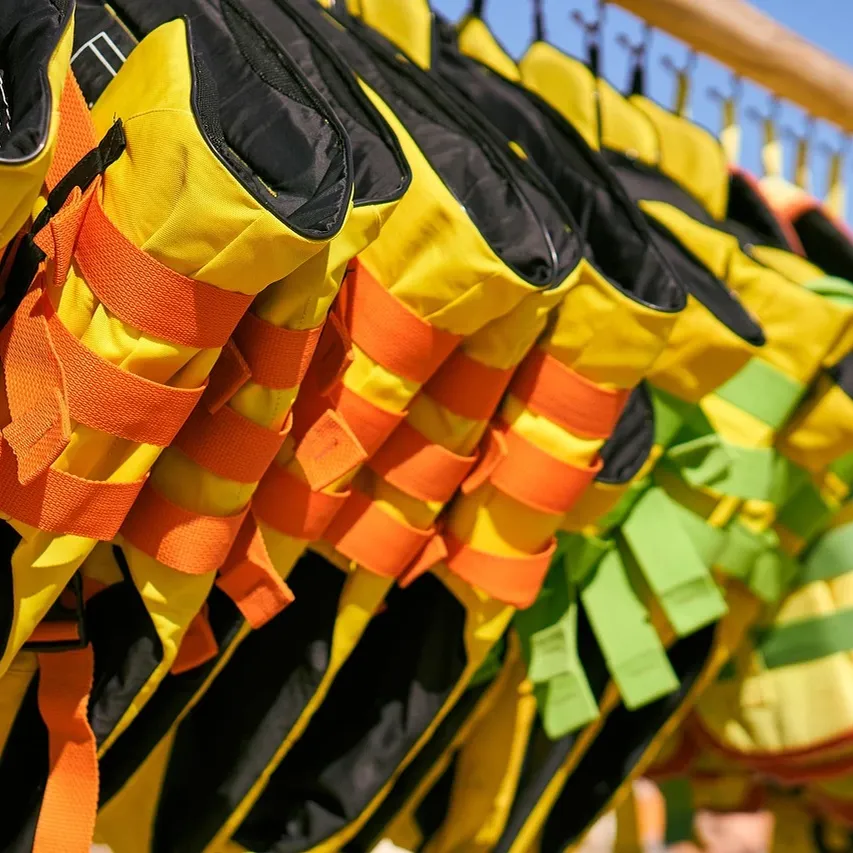 Spinlock Alto Weste Belt Pack 2019 im Wasser